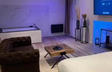 L'Eden Spa - Jacuzzi - Saint-Etienne - Foto 24