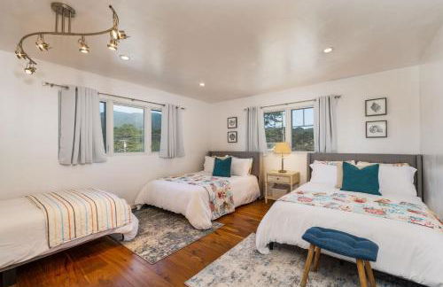 Ocean & Mountain View Home - Walk to Trails Beach Family Activities - Foto 16