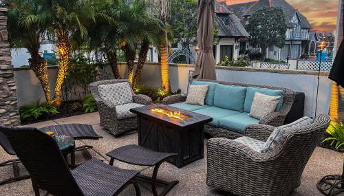 Enchanting French Inspired Chateau with Beach Club! - Foto 5