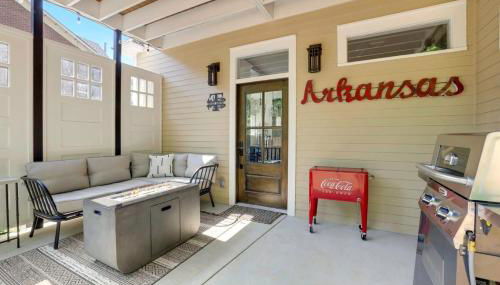 Tovey House-Walk to Downtown and Campus - Photo 5