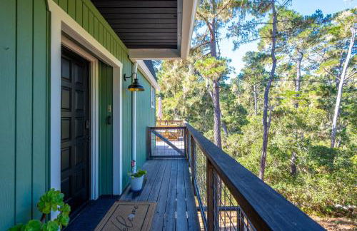 Forest Home with Deck, EV Station, King Beds - Foto 44