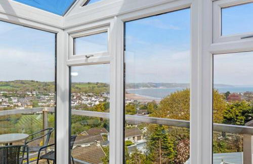 Stunning Property Seaviews, Private Pool & Parking - Photo 33