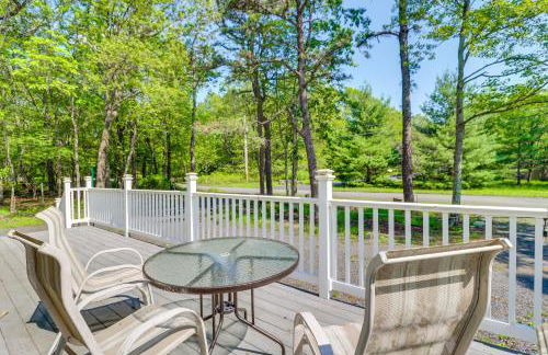 Home with Fire Pit in Jim Thorpe 6 Mi to Dtwn! - Foto 3