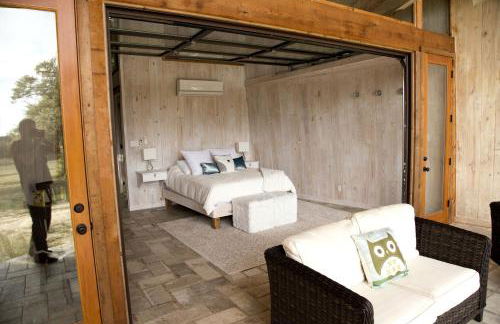 Romantic Cottage Rental on a Beautiful Farm in the Countryside near Austin, Texas - Photo 16