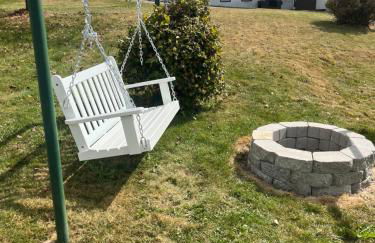 Cute 6-Bedroom Getaway in the heart of Littleton - Foto 24