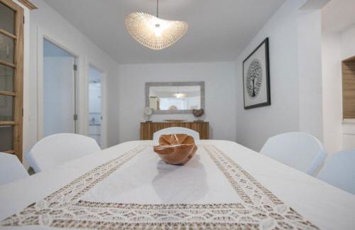 Sea Views Private Terrace 2BR House near the Beach - Foto 20