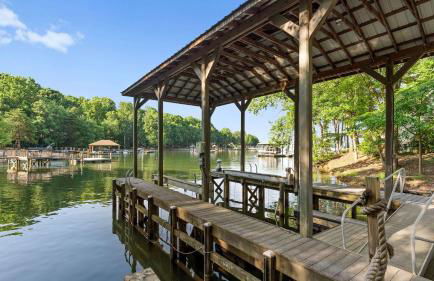 Shoreway Cove by Avantstay Waterfront, Pool, Dock - Foto 20