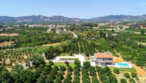 Villa Florentina at Chania Suburbs With Private Pool and BBQ - Foto 3