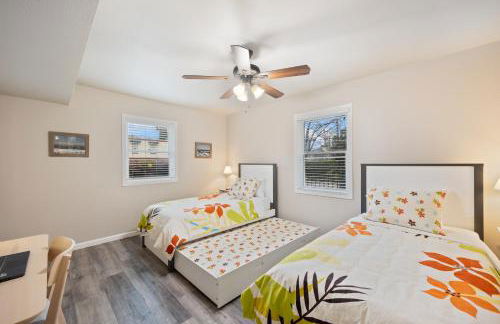 Midtown Apartment with Private Parking and King Bed - Foto 2