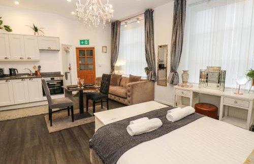 The Railway Apartment - Foto 12