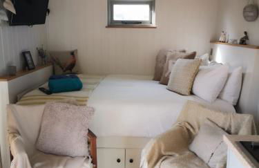 Fair Farm Hideaway - Photo 4