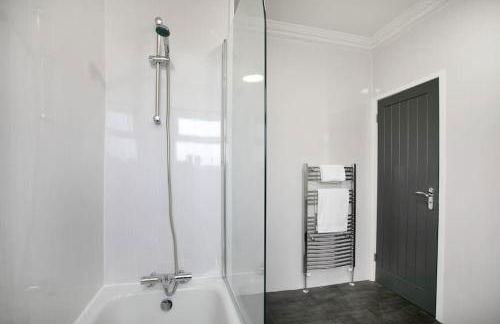 Cudworth House, Barnsley for contractors & Families, off-road parking, fast WIFI,etc - Foto 40