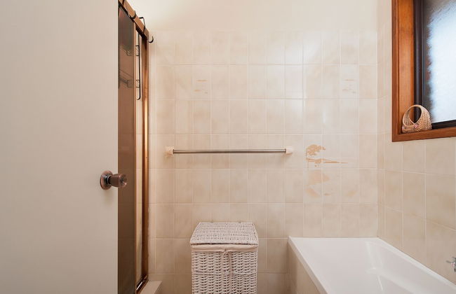 Wildflowers at Fingal Bay - Photo 10