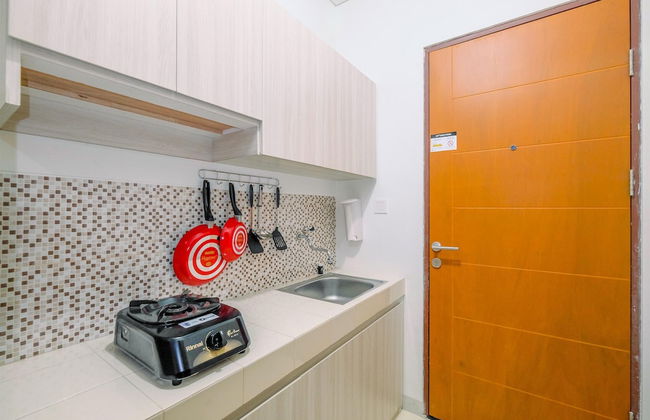 Comfortable and Cozy Living Studio Room at Dave Apartment - Foto 6