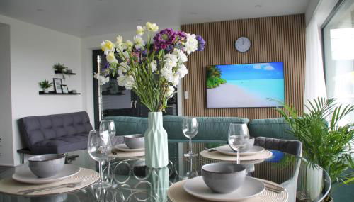 Stylische Wohnung, toller Ausblick Selbst-Check-in - Foto 5