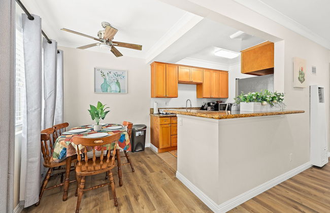 Bright&Cozy Getaway 10min to Downtown LA - Foto 12