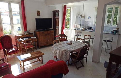 Villa tres proche du centre ville - Photo 18