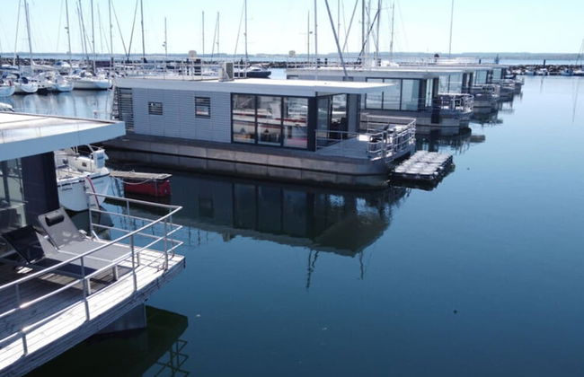 Hausboot in Boltenhagen - Foto 1