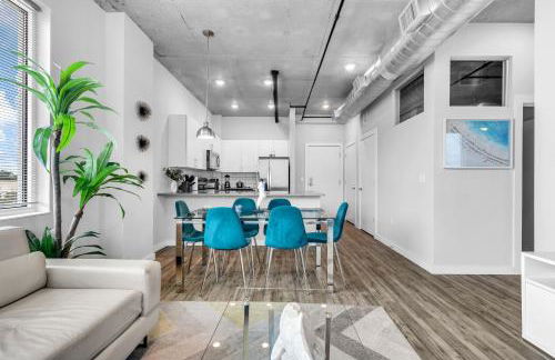 Chic 2BR Getaway Walk to Breweries and Art Walk - Photo 5