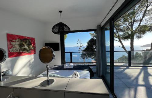 VILLA 650, Vue Mer magnifique, entièrement rénovée avec piscine - Foto 23