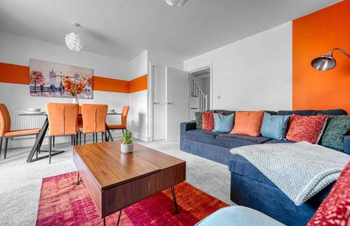 Primrose Court Private Parking near NEC - Photo 1