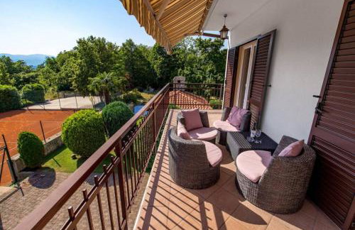 Holiday house with swimming pool - Photo 4