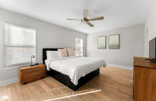 Large Modern Home Centrally located With Hot Tub - Foto 40