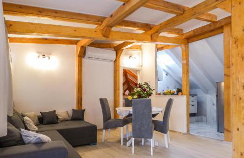 10 Bedroom Beautiful Home In Kucice - Foto 33