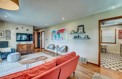 Butterfield Family Friendly Bungalow Northside Indy with Arcade - Foto 8