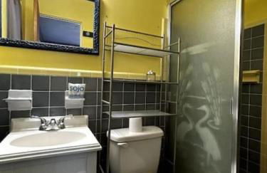 Endless Summer Oasis with a Pool - Foto 19