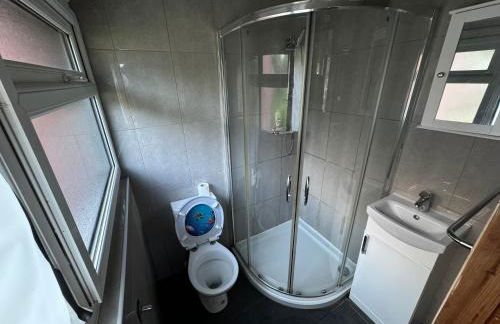 3 bedroom cosy home in Birmingham - Foto 9