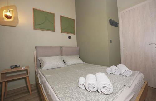 ELiFourka - Seaside Luxury - 170m to the Beach - Power Onsite for Electric Vehicle - Photo 18