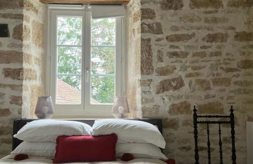 La Closerie de Gigny Maison Templiere avec Piscine,jacuzzi - Foto 14