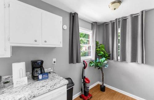 Broadmoor Bungalow - Both Units - Foto 44