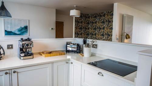 Residence 7 by Together Travel - Luxury 2-Bed Ground Floor Apartment - Foto 4