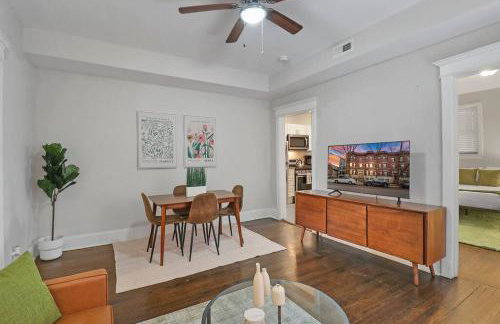 Modern & Spacious 3BR Apt with In-Unit Laundry - Bstone 2 - Photo 13