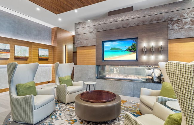 Global Luxury Suites at Reston Town Center - Photo 13