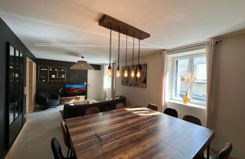 Maison 200m2- 9 chambres avec sdb - 16-18 personnes - séminaire-Proche Centre-Ville-Gare et Arena-terrasse - Foto 5