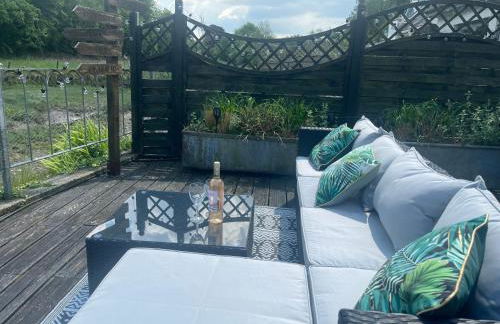 2 Bedrooms overlooking Little Petherick Creek - Foto 24