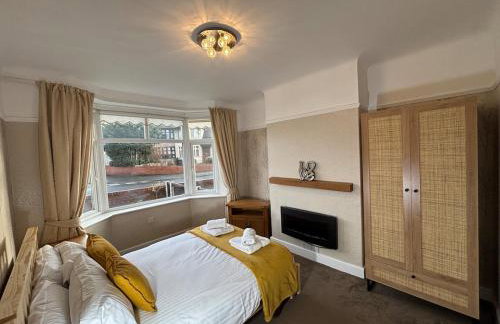 Entire House, Parking, Facilities, sleeps up to 6, suitable for contractors, families or NHS - Foto 12