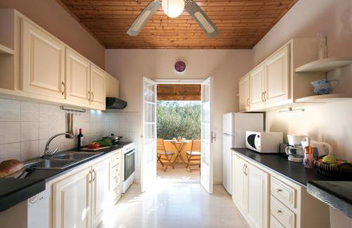 Villa Apleton - Photo 3