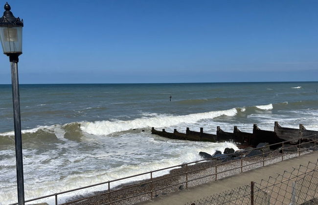 Seafront Sheringham 1 bed Apt Sleeps 4 - 1xdog - Foto 13