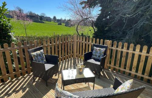 La Jolie Petite Maison for groups 1-5 - Foto 36