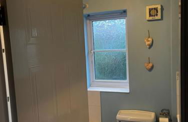 Brades Rise House - 3 bedroom house with 2 toilets with a private garden - Foto 12