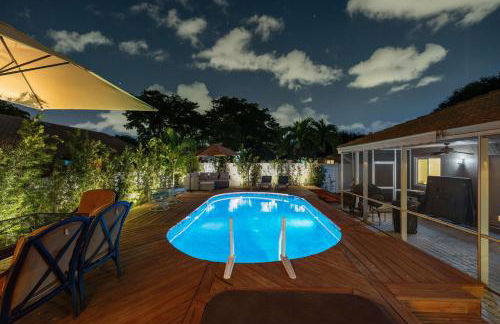 Plantation Pool Home with Hot Tub Sleeps 10 - Foto 60