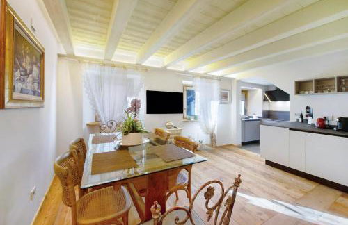 Le Bourg Charmant - Soleil d'été - Foto 1