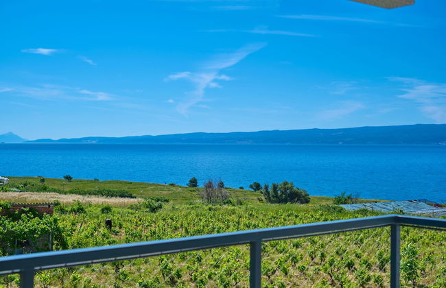 Luxury Seaside Apartment by Litto - Photo 40