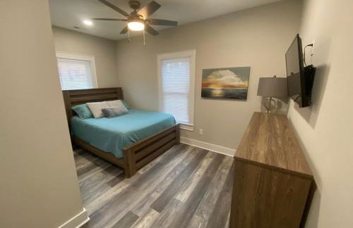 Lincolnton Rail Trail Downtown Family Home - Newly Renovated Walk to Main St and Splash Park - Photo 7