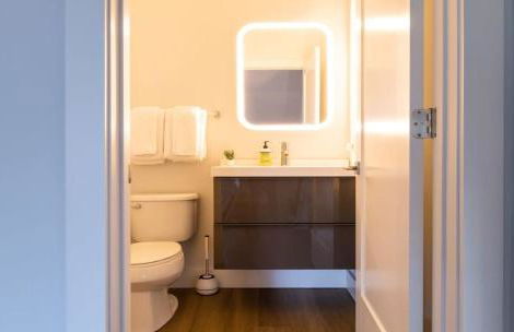 The Grove's Modern Family Row House ABODEbucks - Photo 18