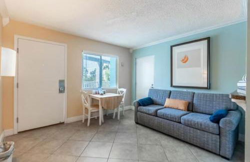 Steps from the Beach, Pool Access - Foto 3